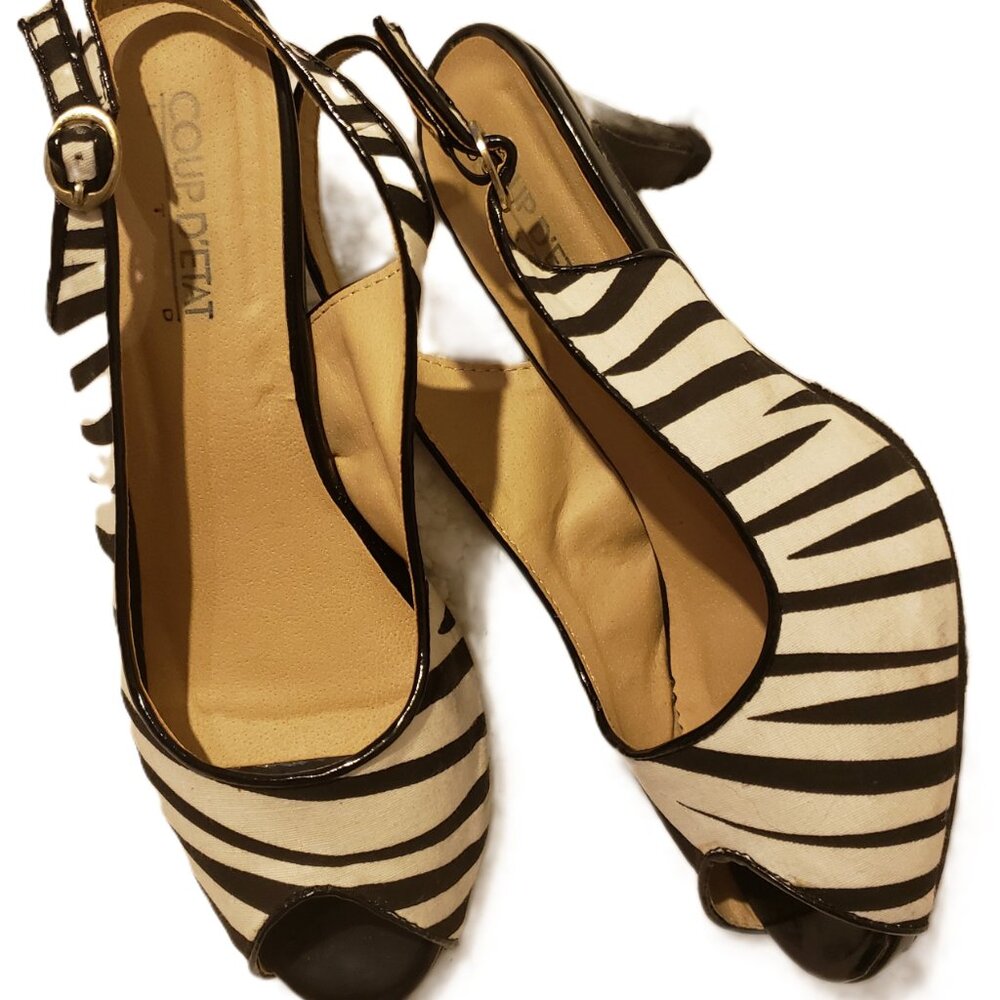 Vintage Black and White Zebra Print Coup D'Etat Sling Pumps
